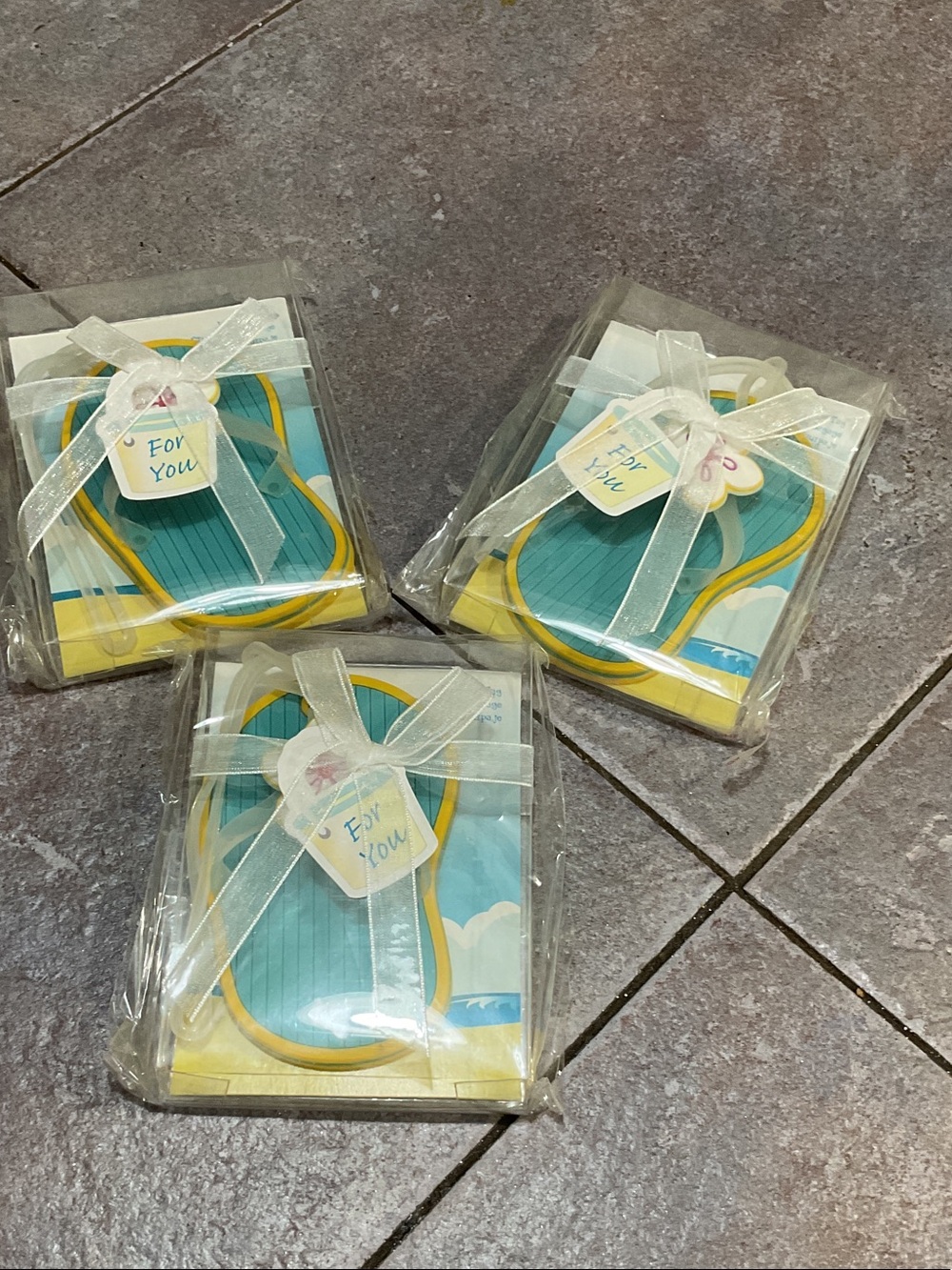 Kate Aspen Blue and Yellow Flip Flop vintage luggage tags